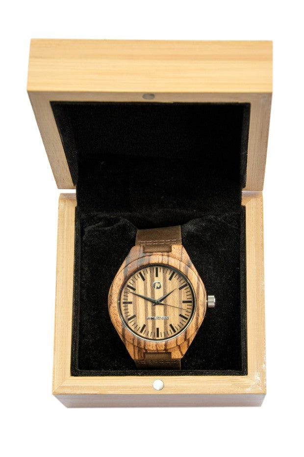 Woodtrend Optical: WT2946 Black oak wood veneer